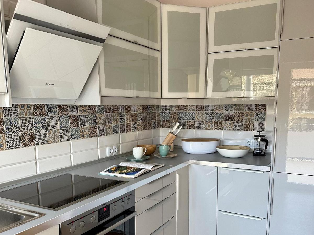 Villa Gloria - Fewo Suite Badenweiler Eksteriør billede