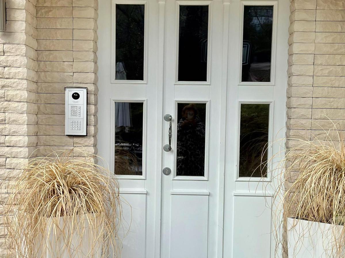 Villa Gloria - Fewo Suite Badenweiler Eksteriør billede
