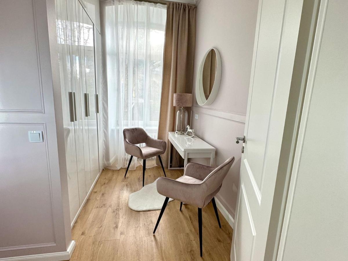 Villa Gloria - Fewo Suite Badenweiler Eksteriør billede