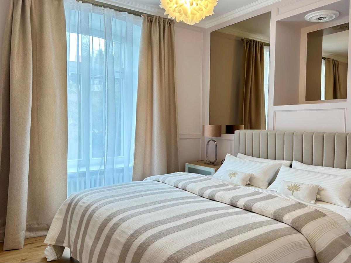Villa Gloria - Fewo Suite Badenweiler Eksteriør billede