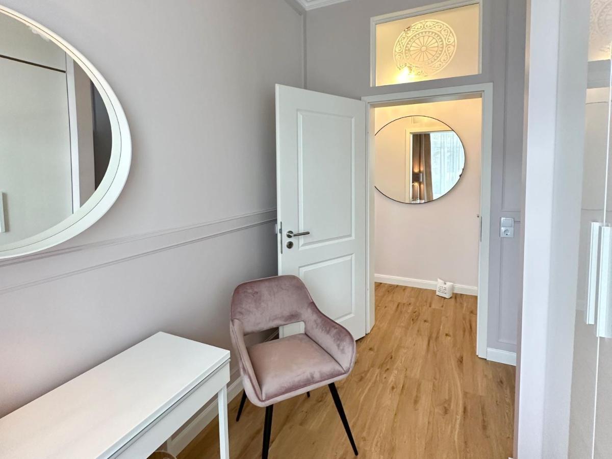 Villa Gloria - Fewo Suite Badenweiler Eksteriør billede
