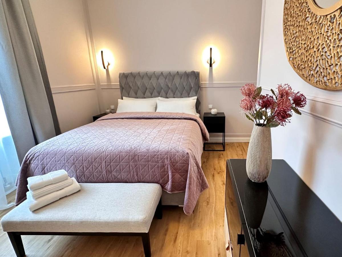Villa Gloria - Fewo Suite Badenweiler Eksteriør billede