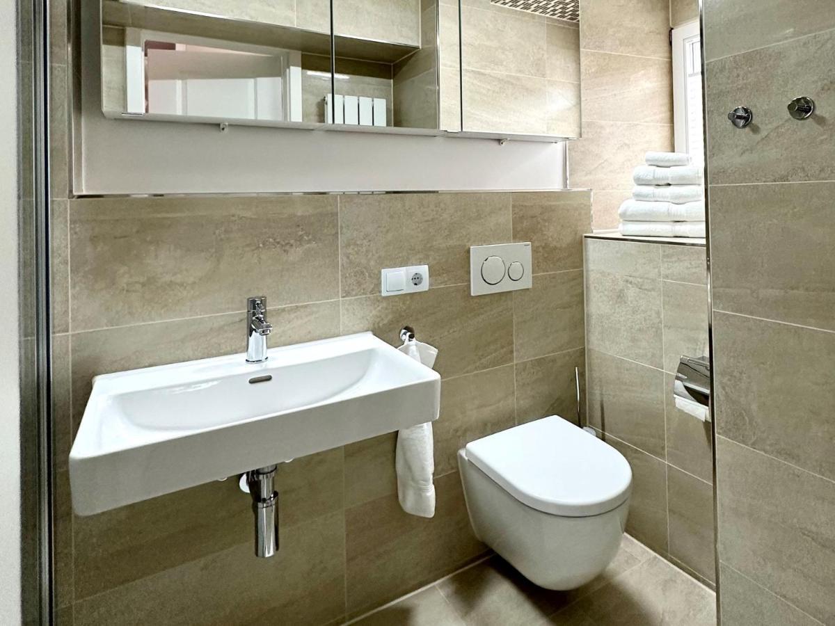 Villa Gloria - Fewo Suite Badenweiler Eksteriør billede