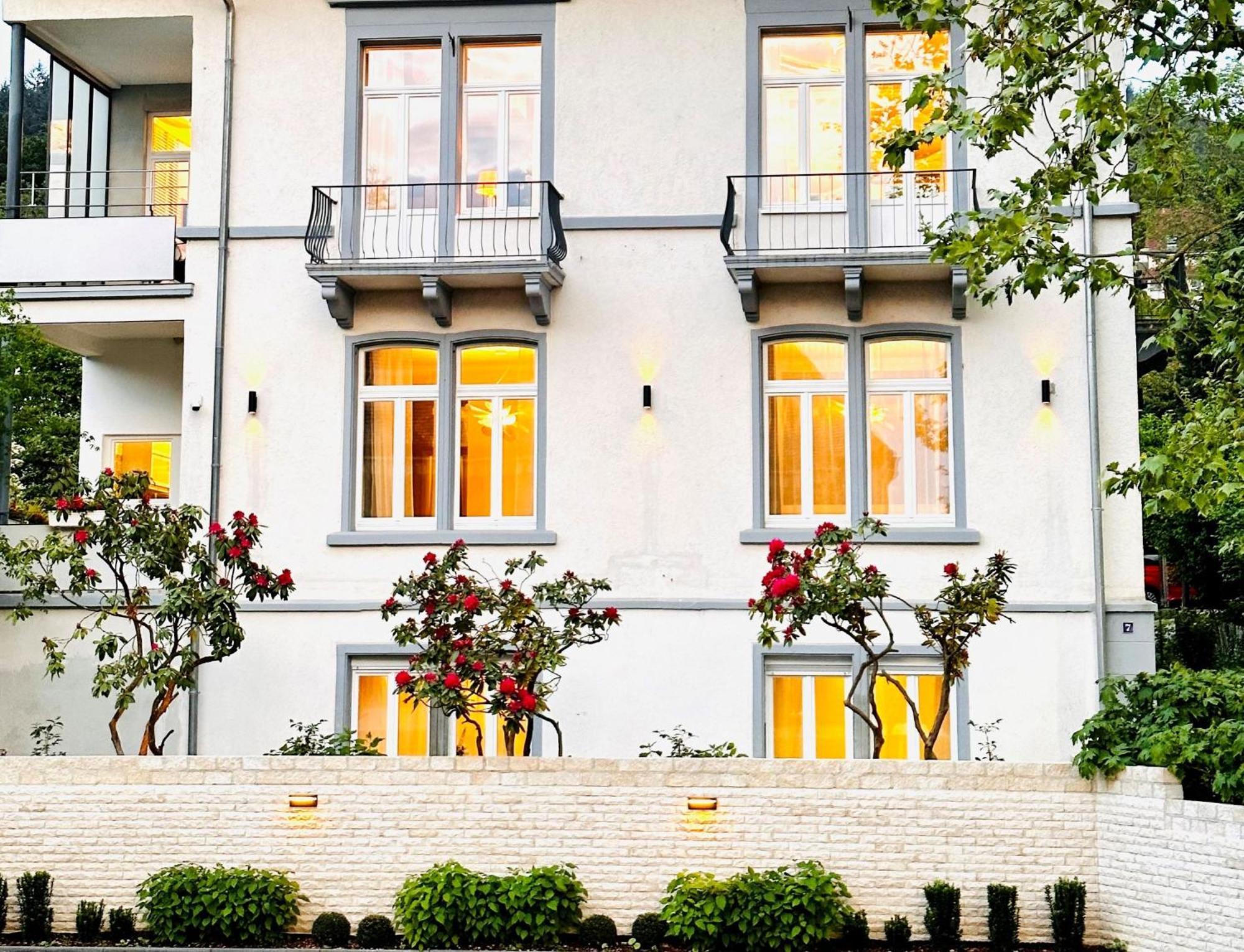 Villa Gloria - Fewo Suite Badenweiler Eksteriør billede